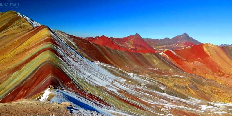 Montaña de colores Winicunca en Cusco